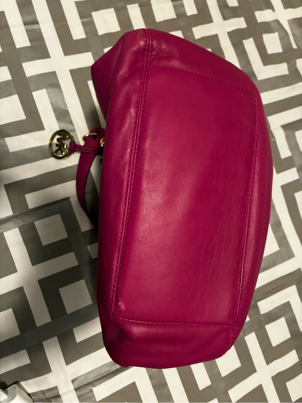 Michael Kors Lillie Shoulder Bag - Picture 5 of 7